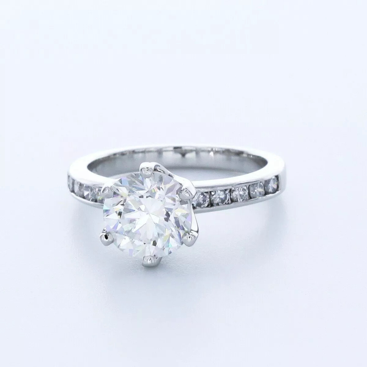 Engagement Ring Platinum Classic 2.52 Carat Round Lab-Grown Diamond H VS1