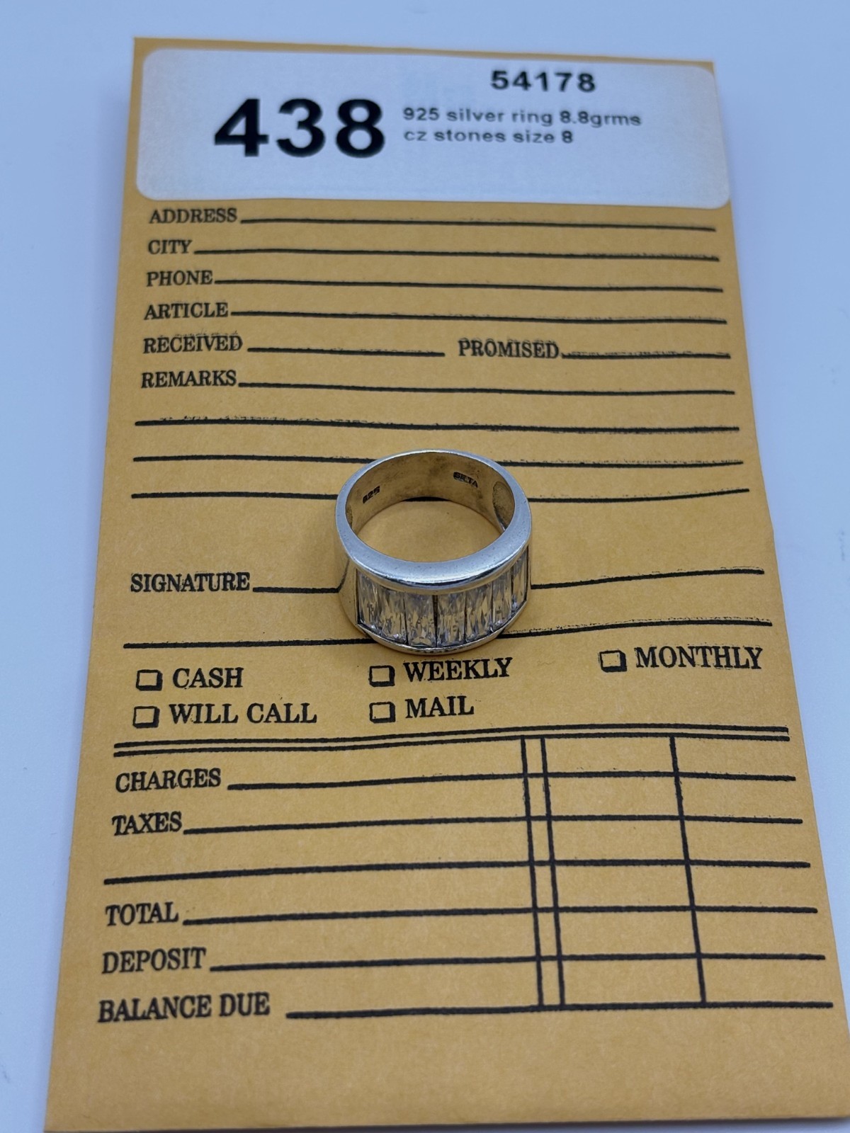 925 silver ring 8.8grams cz stones size 8
