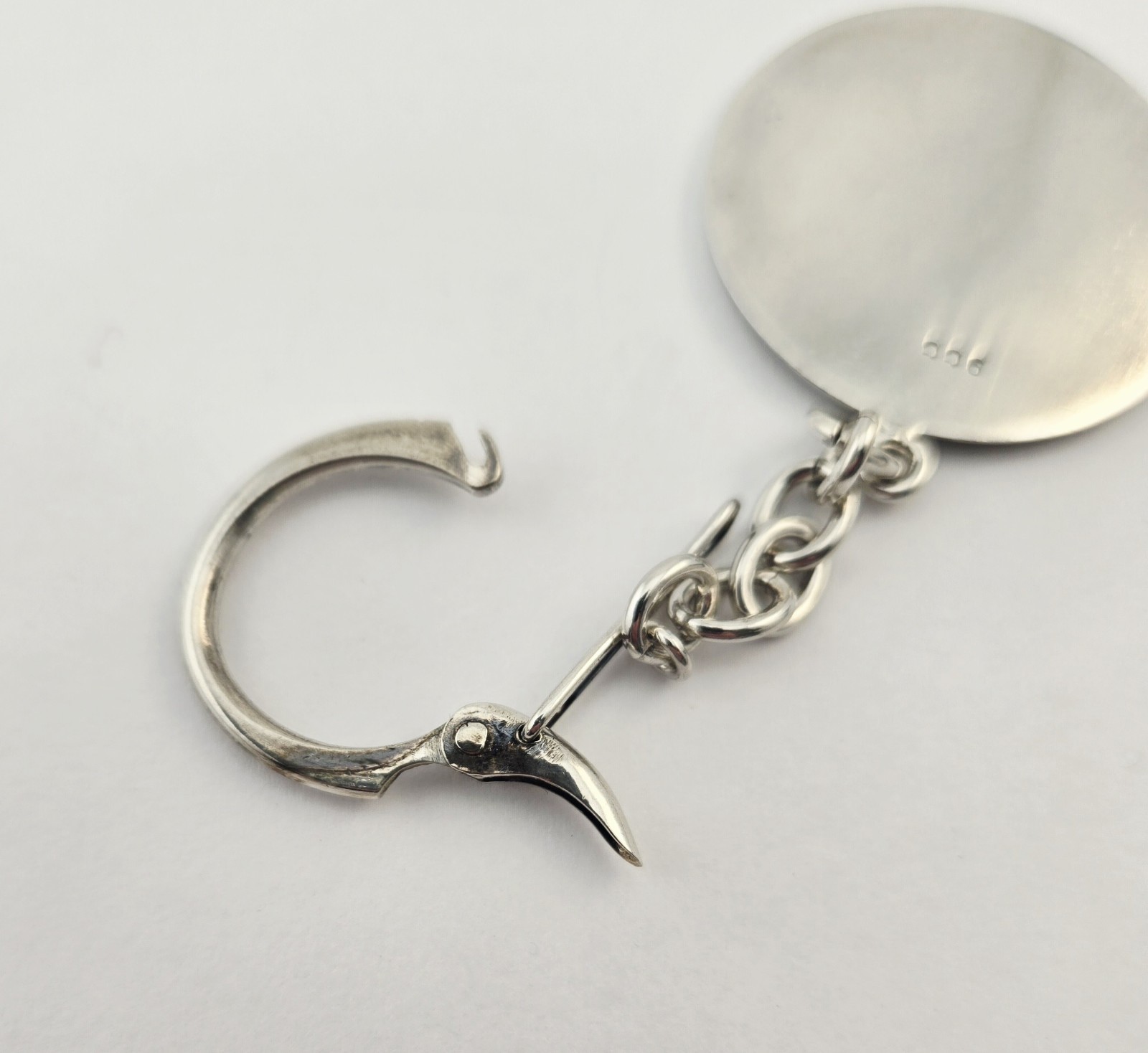 VTG 900 Silver Arabic Calligraphy Script Layla Keychain Key Ring Letter – 10.7g