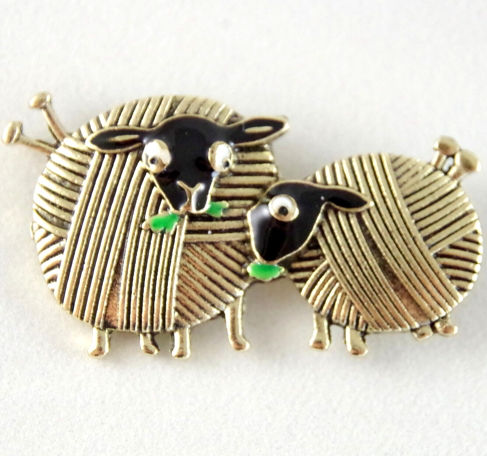 Cute! NWOT SHEEP KNITTING NEEDLES BALLS OF YARN 4 BODIES FIBER ARTIST BROOCH PIN