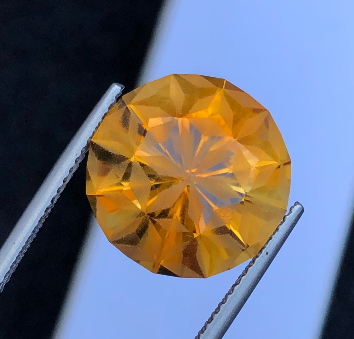10.65 Ct Top Quality Mandarin Citrine Seed of Flower Shape A+++ Gemstone