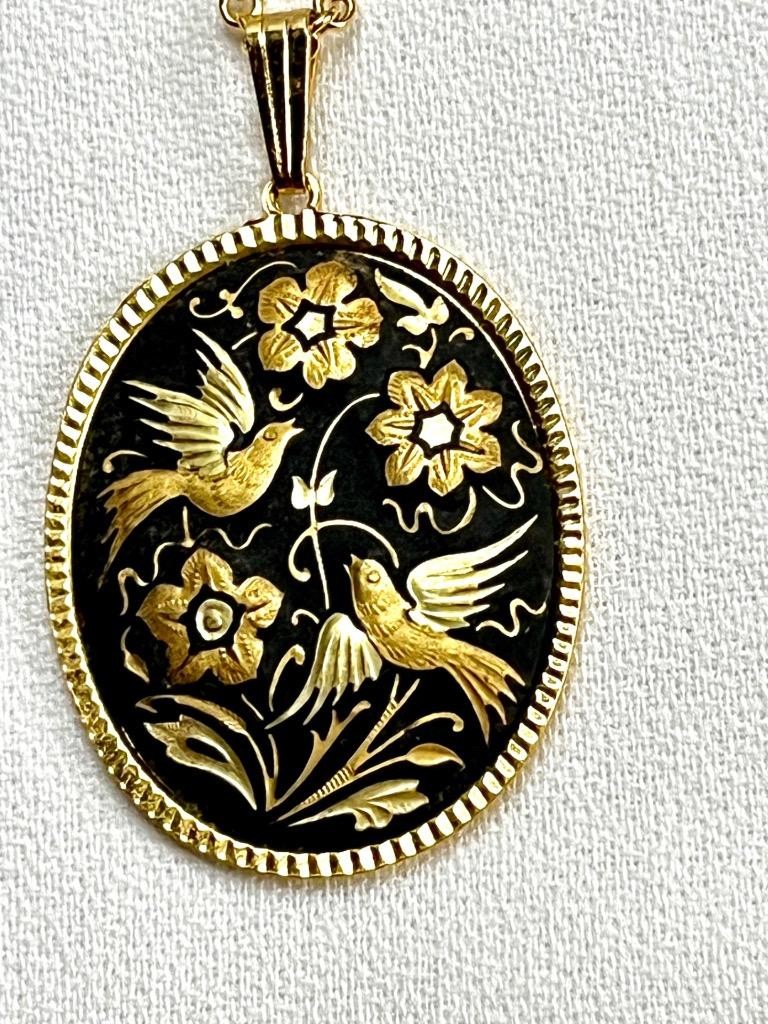 Vintage Damascene Toledo Spain Black Enamel Oval Embossed Pendant 24” chain #5-8
