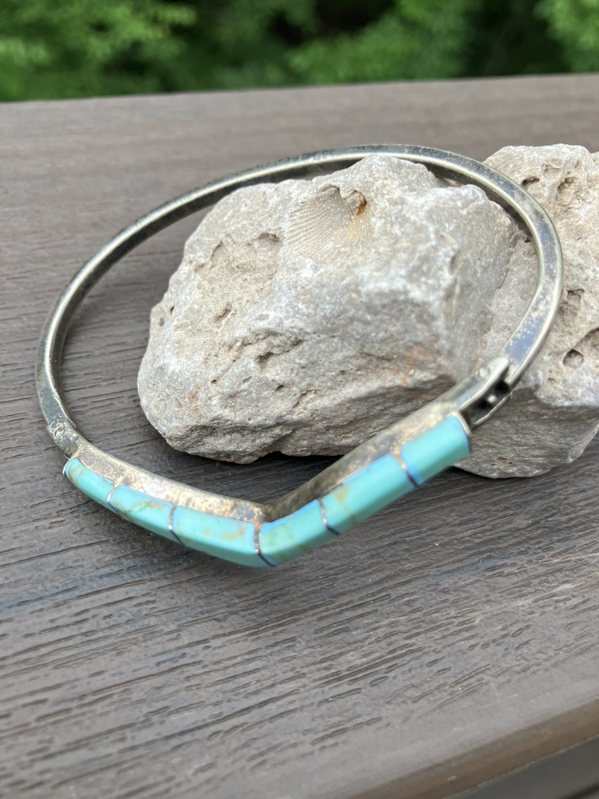 Vintage Mexico 925 Sterling Silver Turquoise Inlay 7 3/4” Hinged Bangle Bracelet