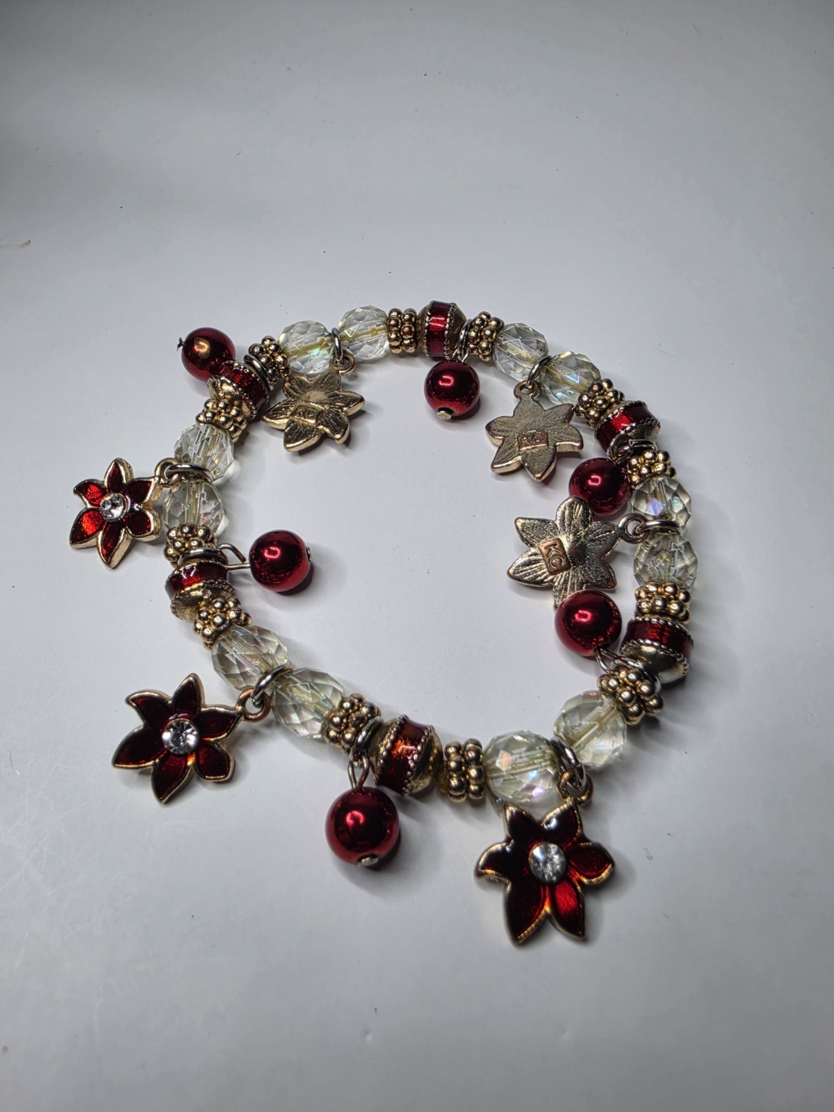 KENNETH COLE Christmas Poinsettia Charm Bracelet Enamel & Crystals Stretch
