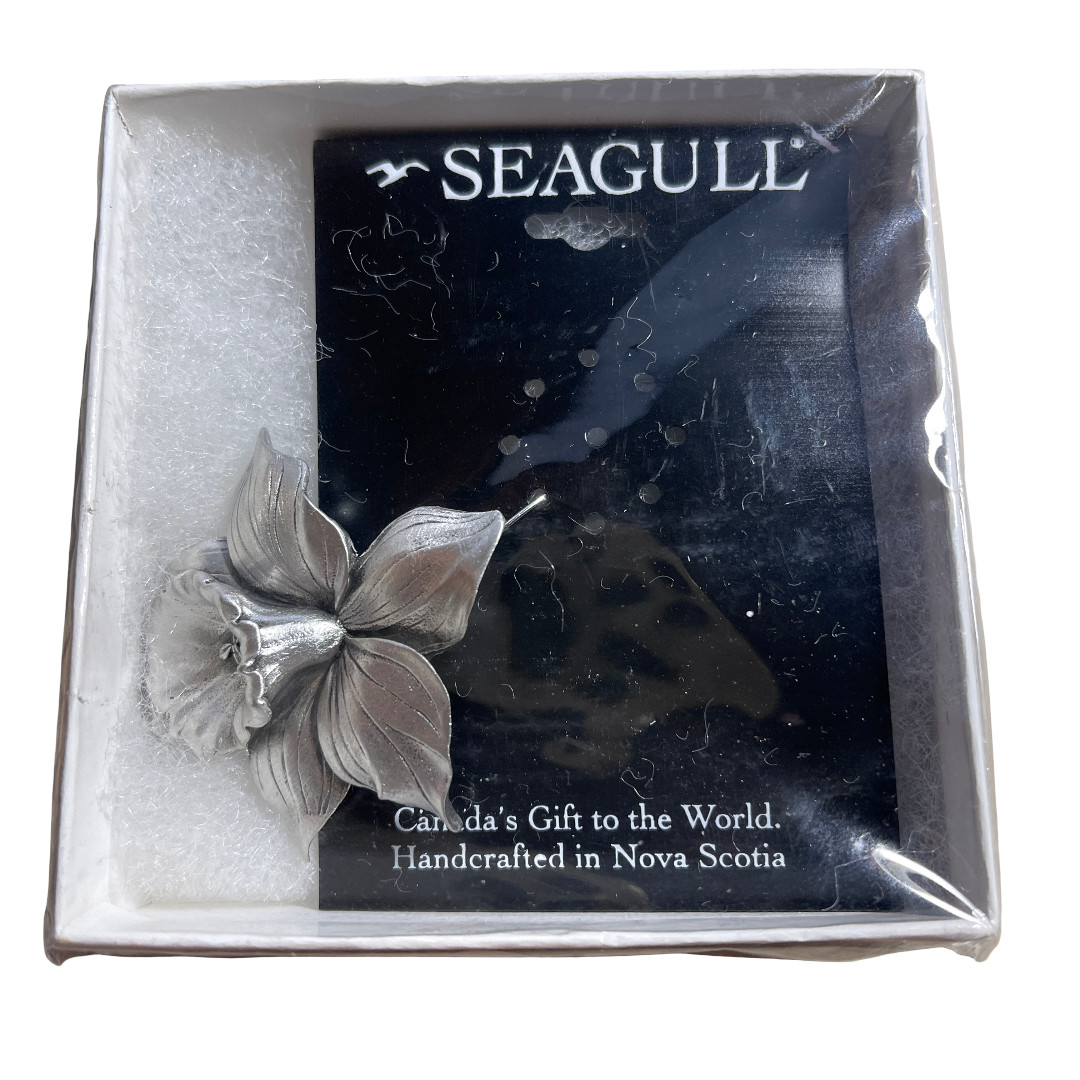NEW Vintage 2002 HANDCRAFTED Fine Pewter Brooch Pin from Seagull Pewter bz 16z
