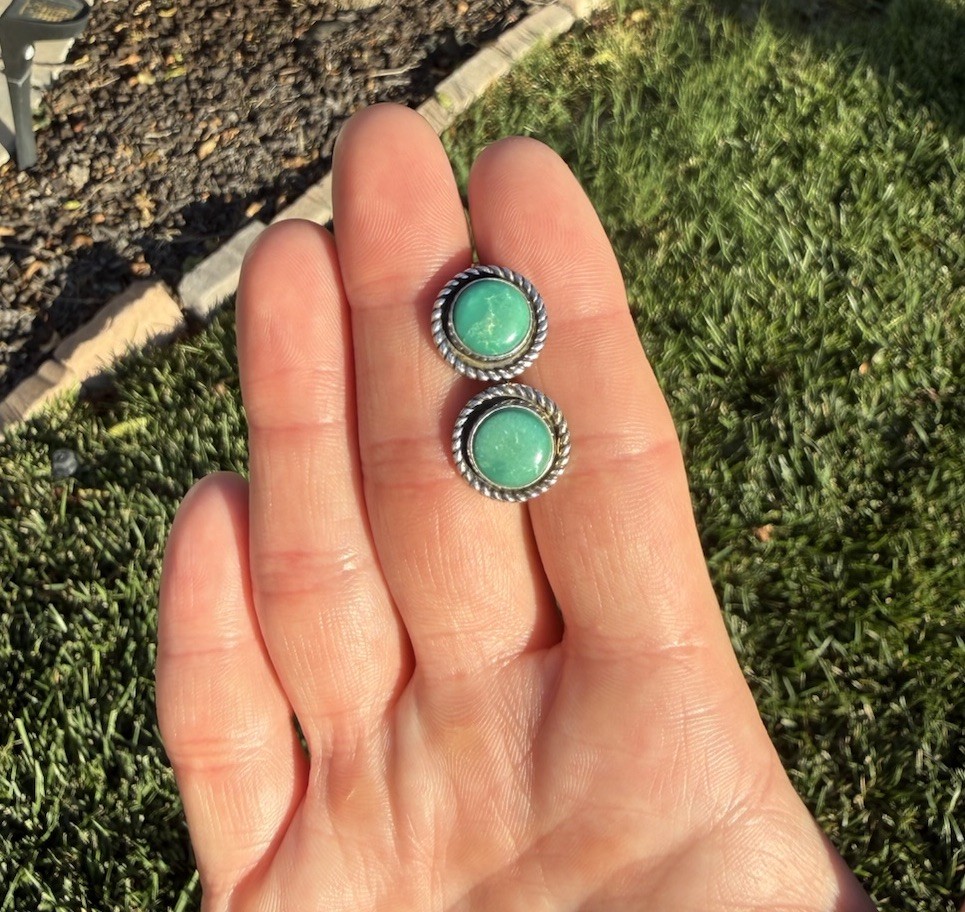 Vintage Native American Sterling Silver and Turquoise Screw Back Earrings