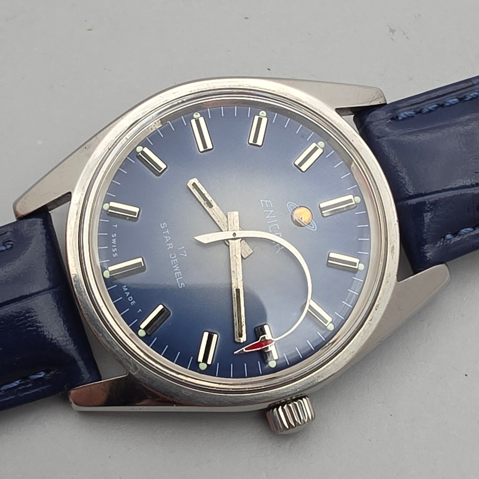 Vintage ENICAR men’s manual wind watch Rocket second hand swiss 1970s