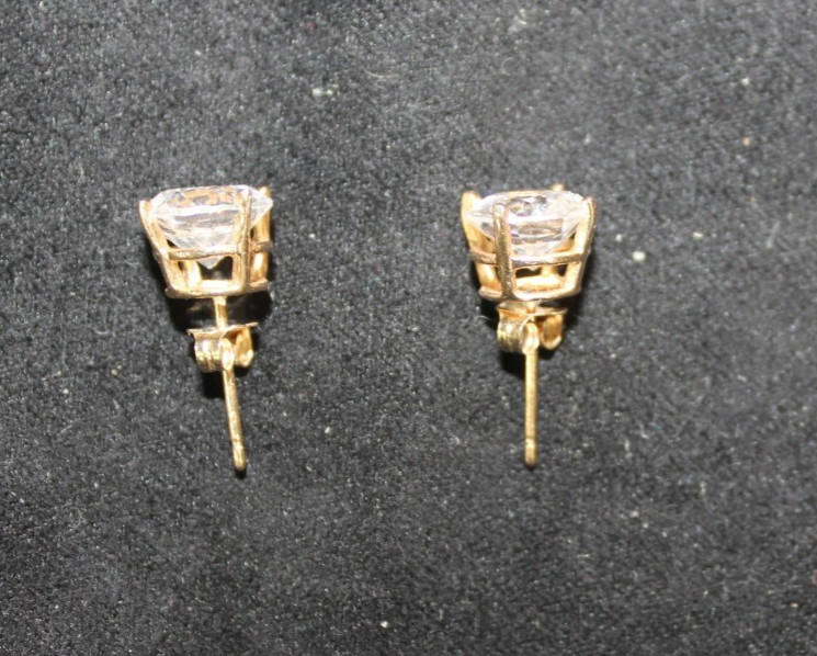 Large 14K Solid Yellow Gold 8mm Round CZ Cubic Zirconia Stud Earrings 2.4 grams