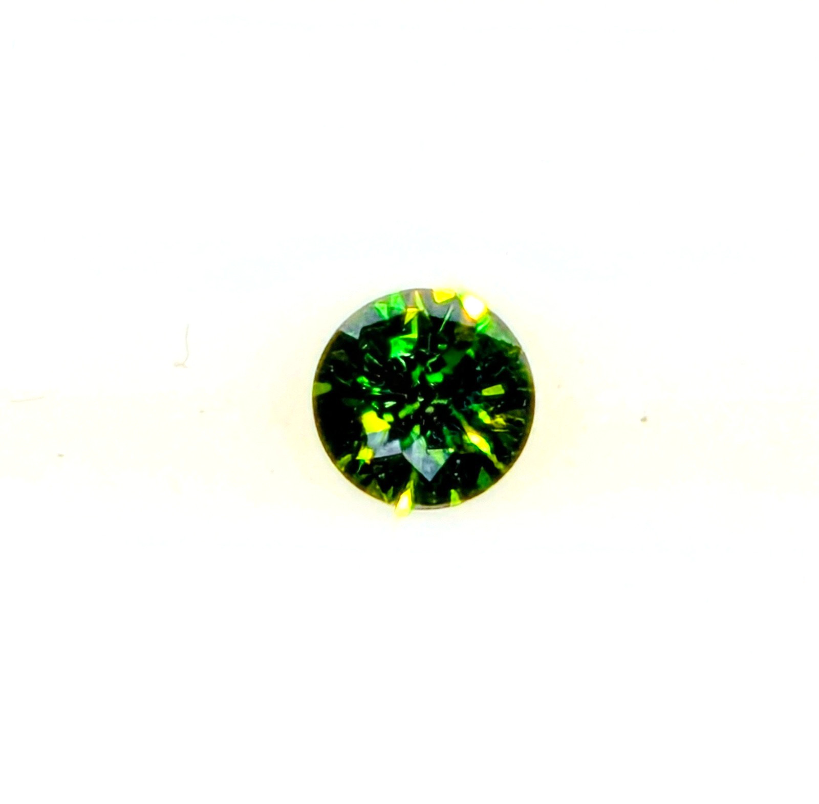 Natural Deep Green Diamond Round Brilliant VS2-SI1 Africa 1mm to 4mm