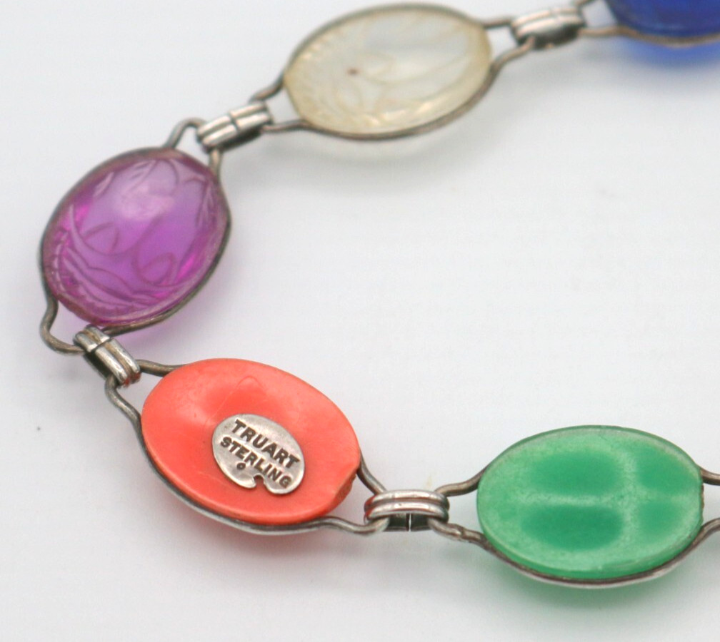 Vintage Truart Sterling Silver Carved Lucite Scarab Bracelet 7 IN 8.8 Grams
