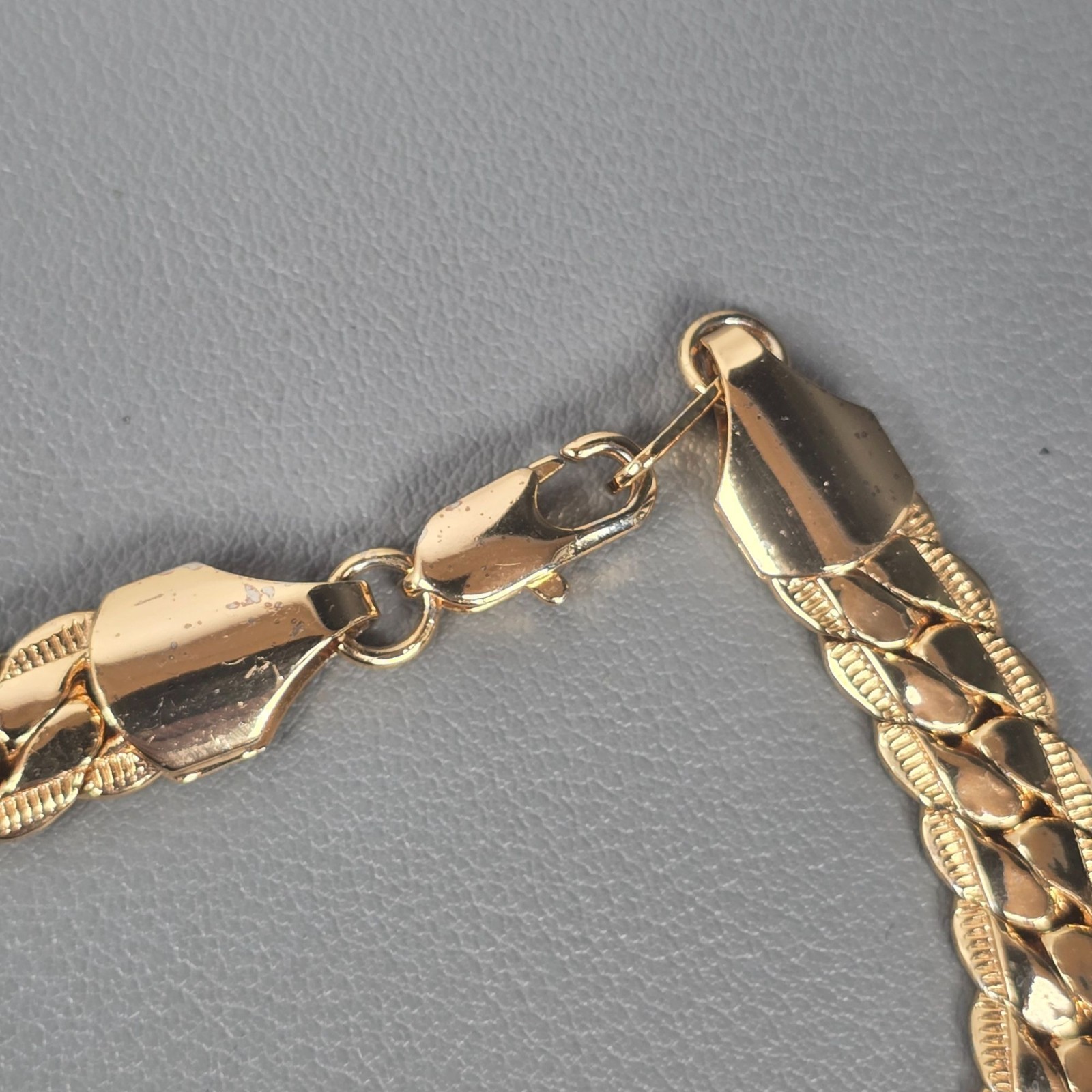 Cool 12K Gold-Plated Miami Cuban Chunky Curb Link Textured Chain Necklace 28″ U7