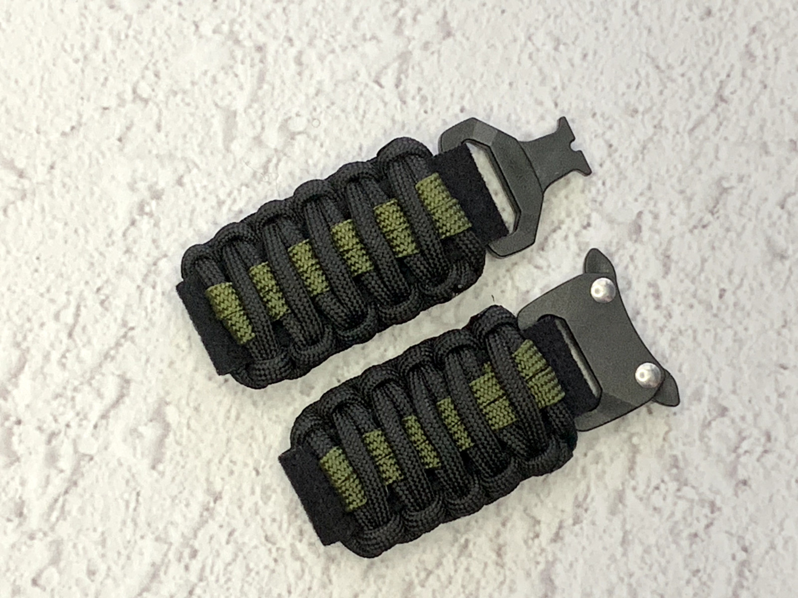 20 22 mm Black Lines Adjustable Paracord Watch Strap Stab-Lock Buckle 10+ Colors