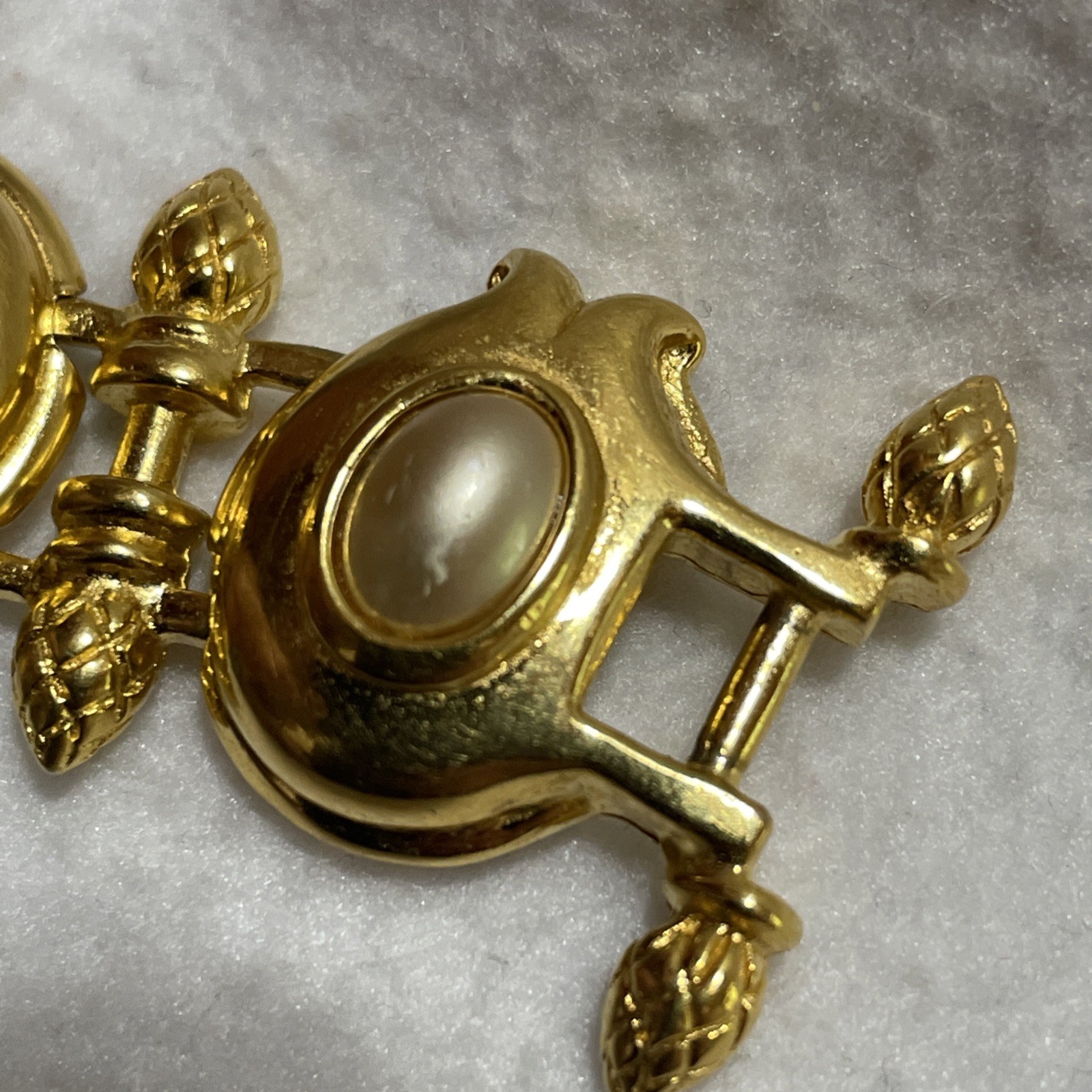Vintage Fendi Faux Pearl Gold Tone Link Bracelet