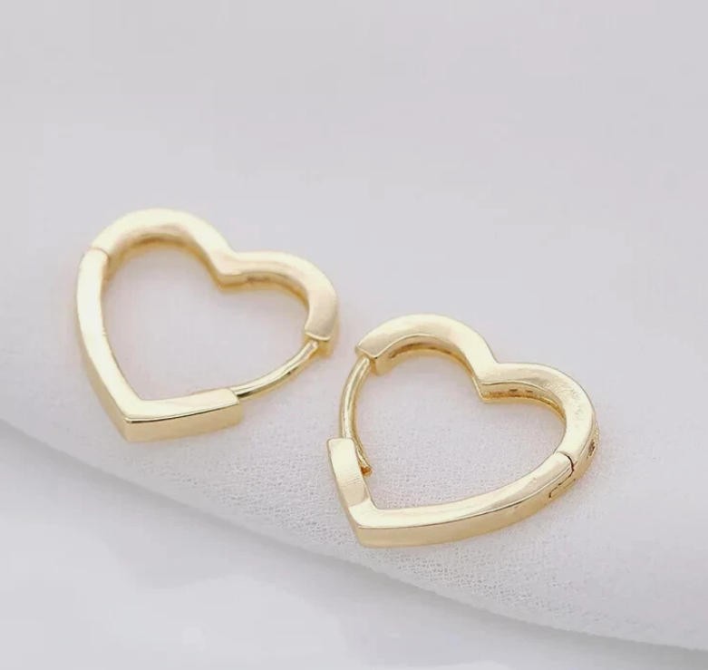 9CT GOLD LADIES HEART HOOP EARRINGS – Pair 14mm