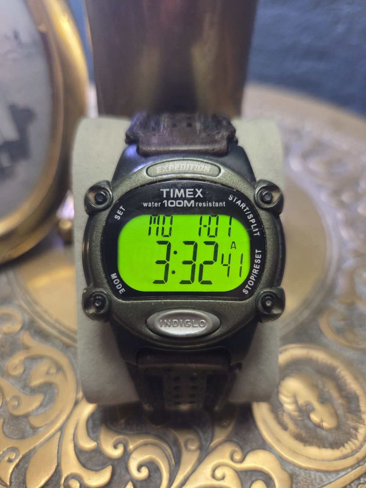 Vintage Timex Expedition 866 Digital Indiglo Watch Leather Band Runs New Battery