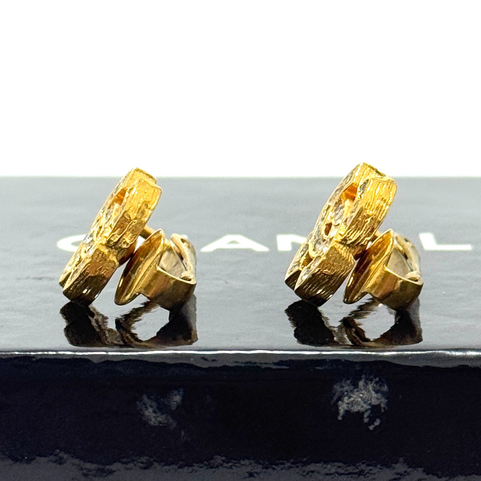 CHANEL 2092 CC Logo COCO Mark Earrings Gold Rhinestone Clip-On Authentic JAPAN