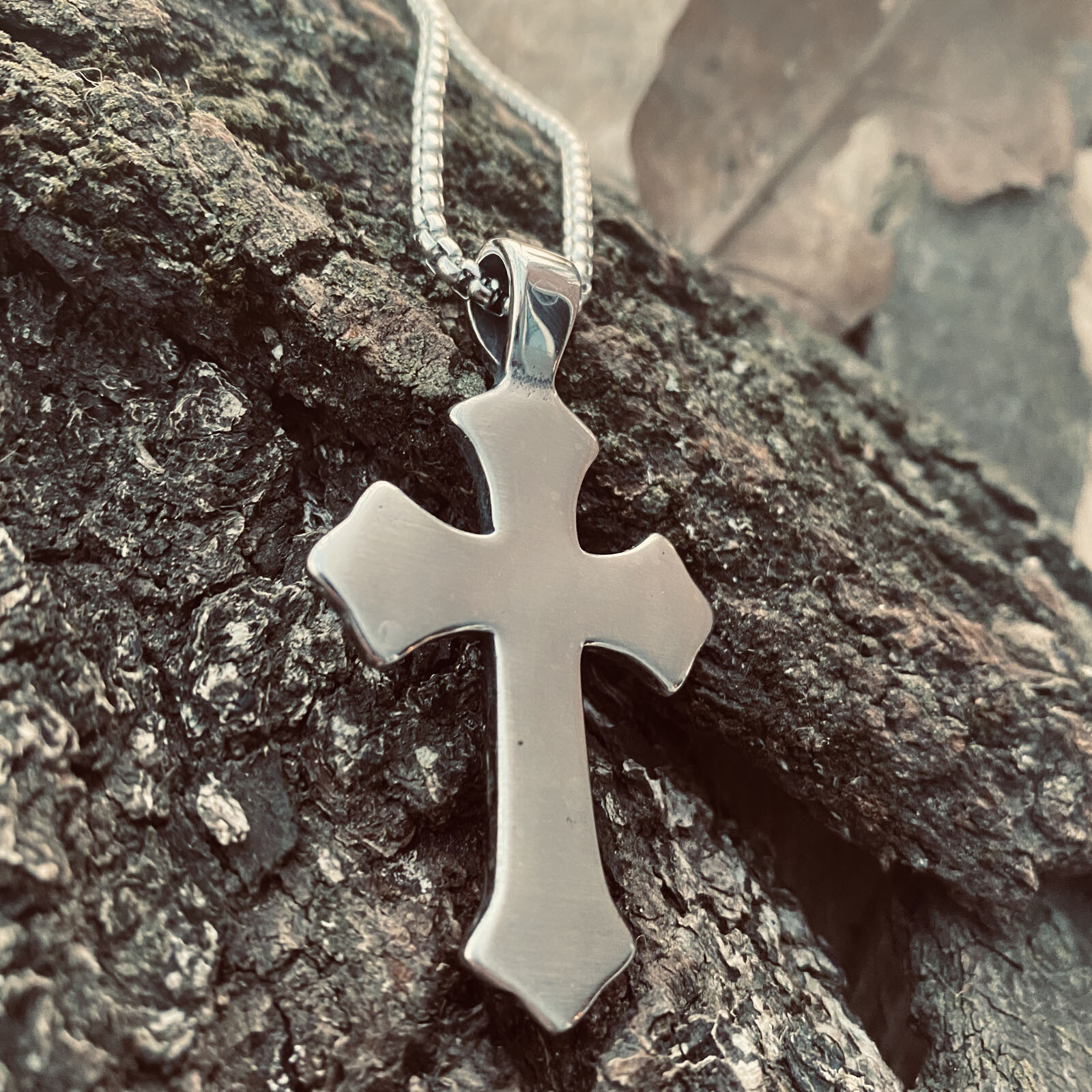 MENDEL Mens Biker Catholic Cross Pendant Necklace For Men Ashes Stainless Steel