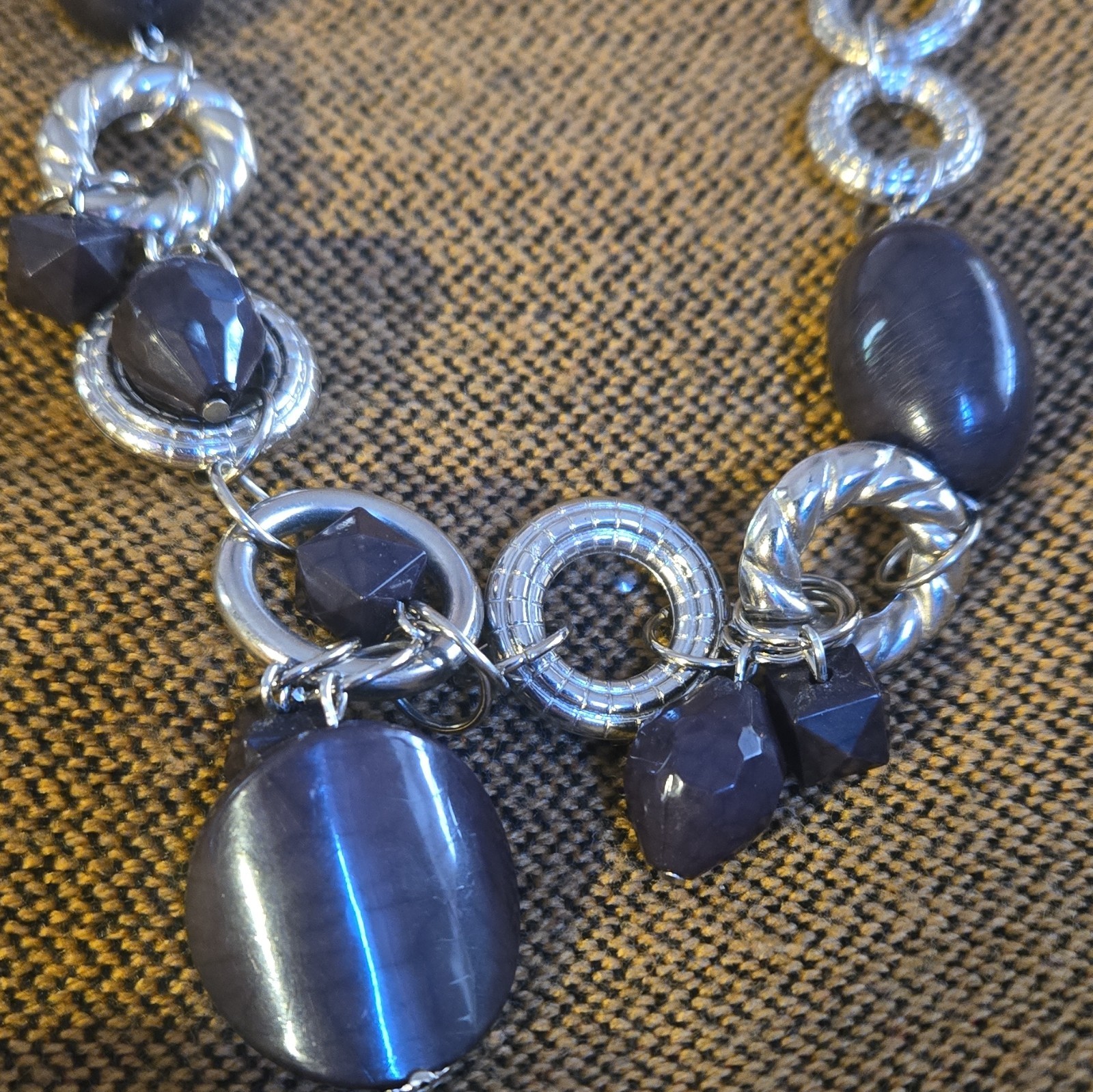 Silver Plated Cable Chain Statement Necklace Purple Dyed Oval Agate Lobster