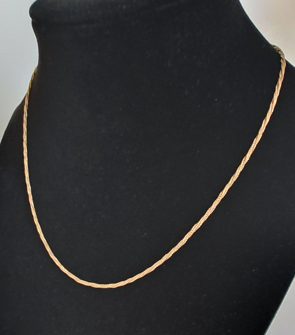 14K 585 Yellow Gold Chain 15 Inch Necklace 3.96 Grams – Signed & Stamped