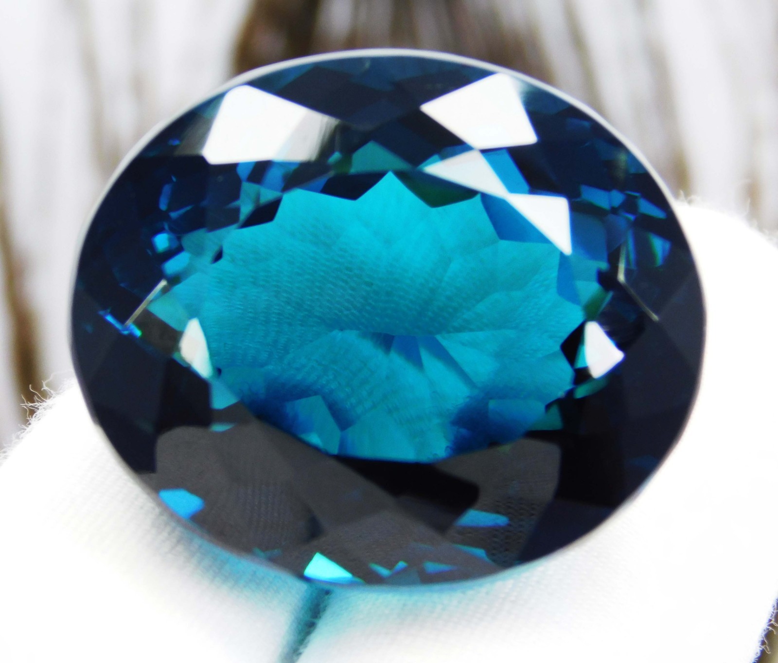 CERTIFIED 128.90 Ct Natural Kenya Blue Tsavorite Garnet Oval Cut Gemstone