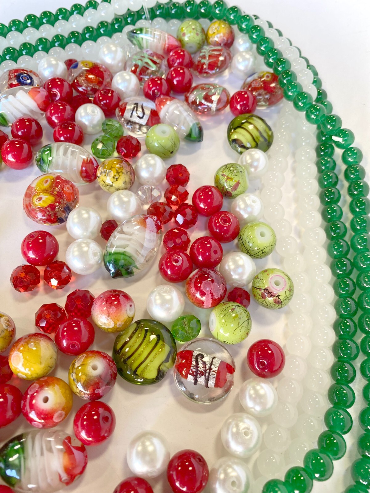 Bulk Beads for Jewelry Making 1 lb Christmas RED GREEN Glass Beads 300 pcs
