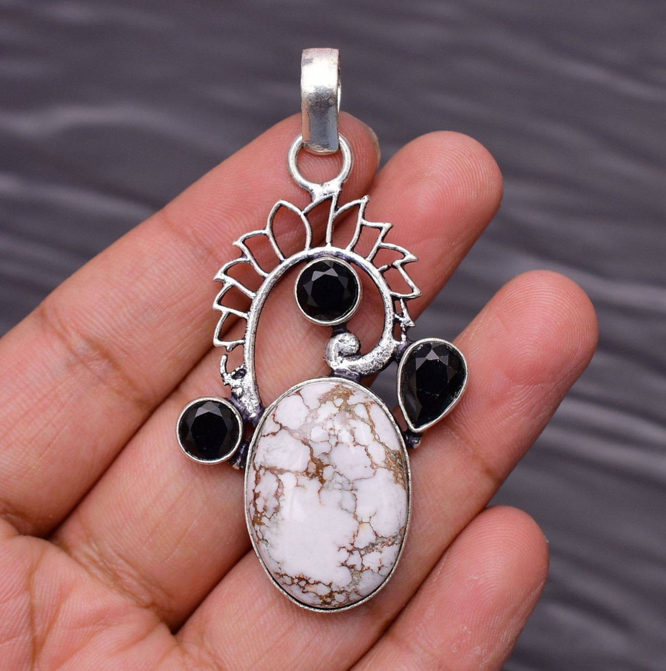 Wild Horse Gemstone 925 Sterling Silver Jewelry Pendant 2.48″