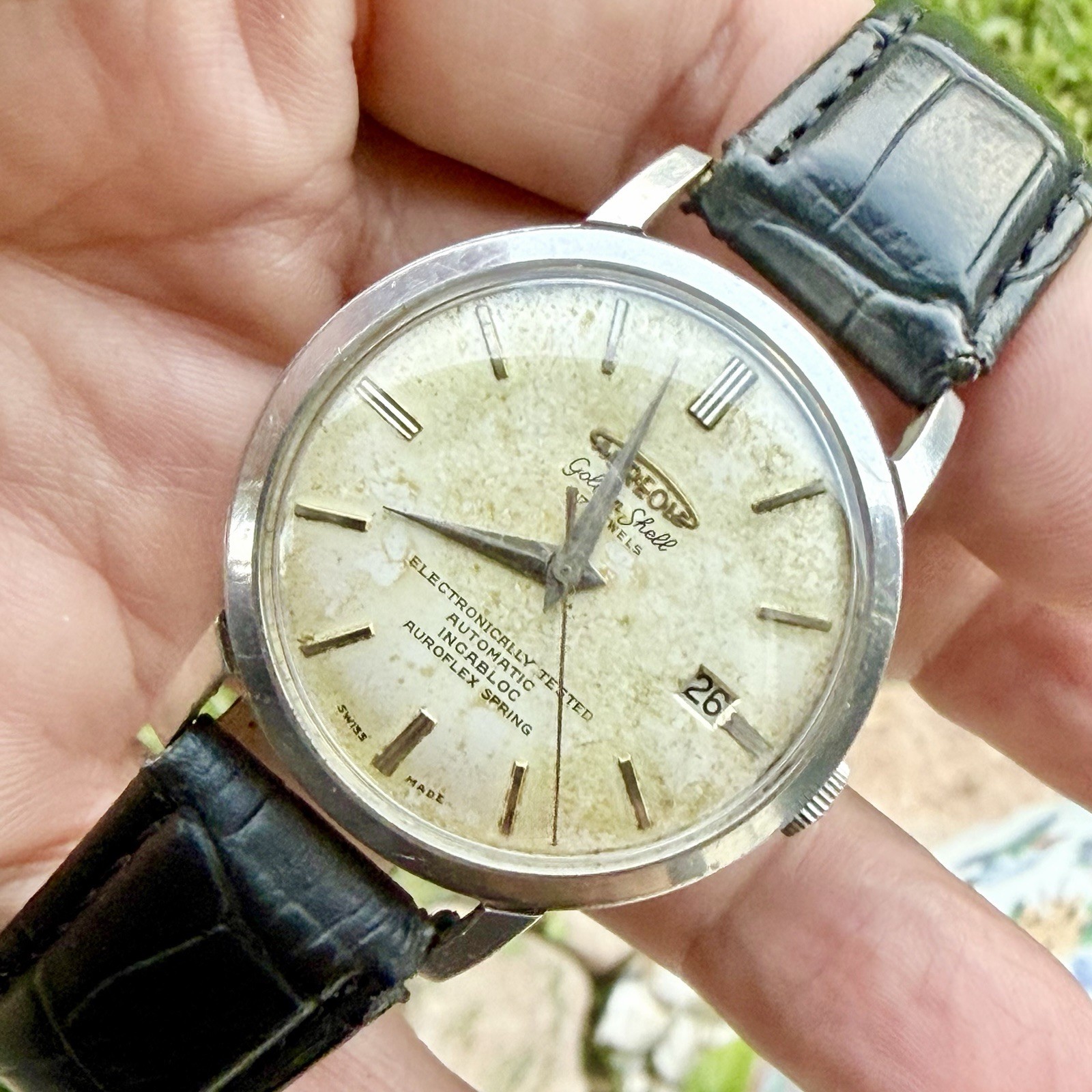 Vintage Aureole Golden Shell Manual Wind Patina Dial Men’s 35mm Watch RUNS!