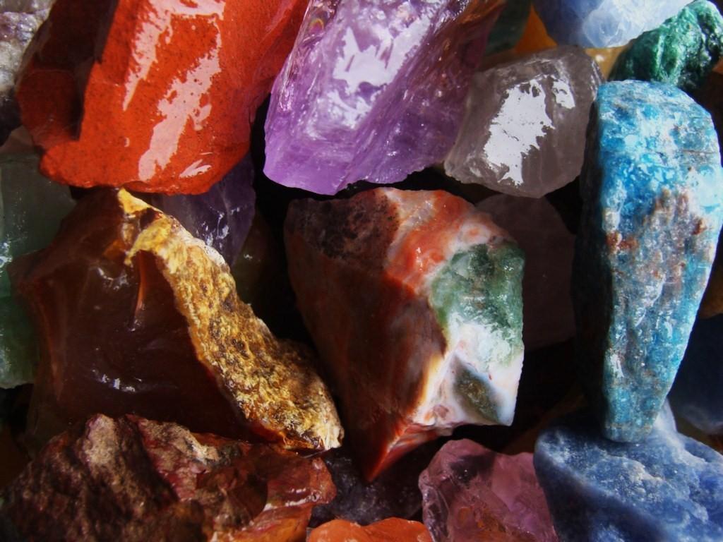 2000 Carat Lots of Natural Tumble Rough – Extremely Nice + FREE Faceted Gemstone