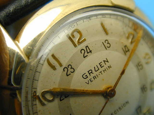 VINTAGE GRUEN PAN AM ORIGINAL DIAL FANTASTIC AT 37.4 X 32.07 MM RUNNING