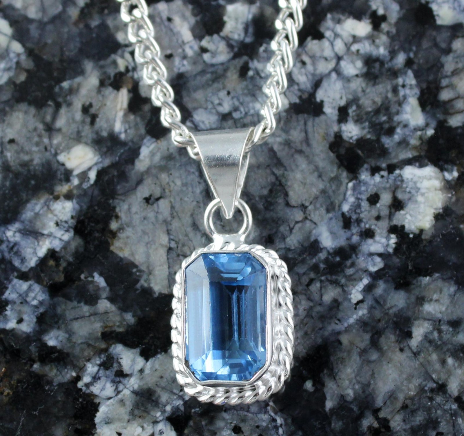 14.85 Ct Natural Swiss Blue Topaz Emerald Cut Gemstone Certified Pendant SEE VDO