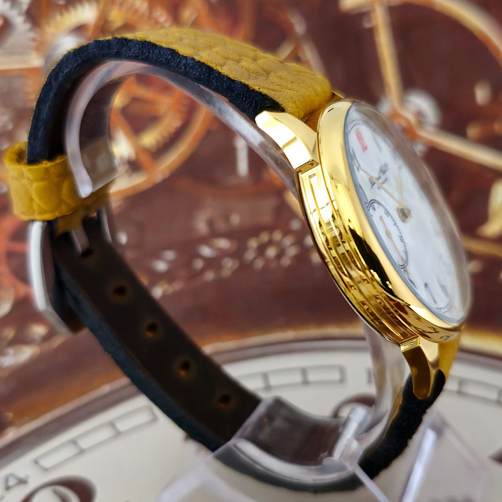 Watch USSR MARRIAGE Rare Dial Men’s mechanism MOLNIJA 18 Jewels 3602