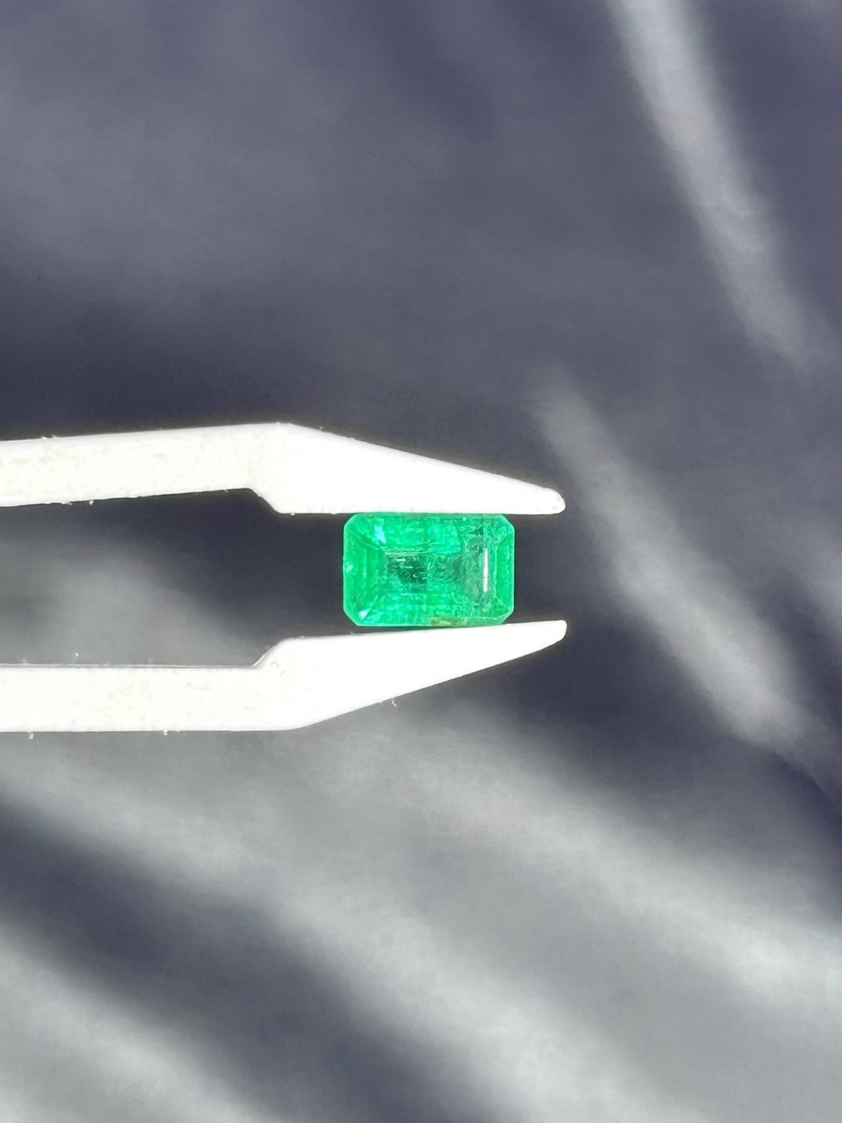 0.5 ct Natural Emerald — Crade B Color Loose Gemstone, Emerald Cut, Light Green