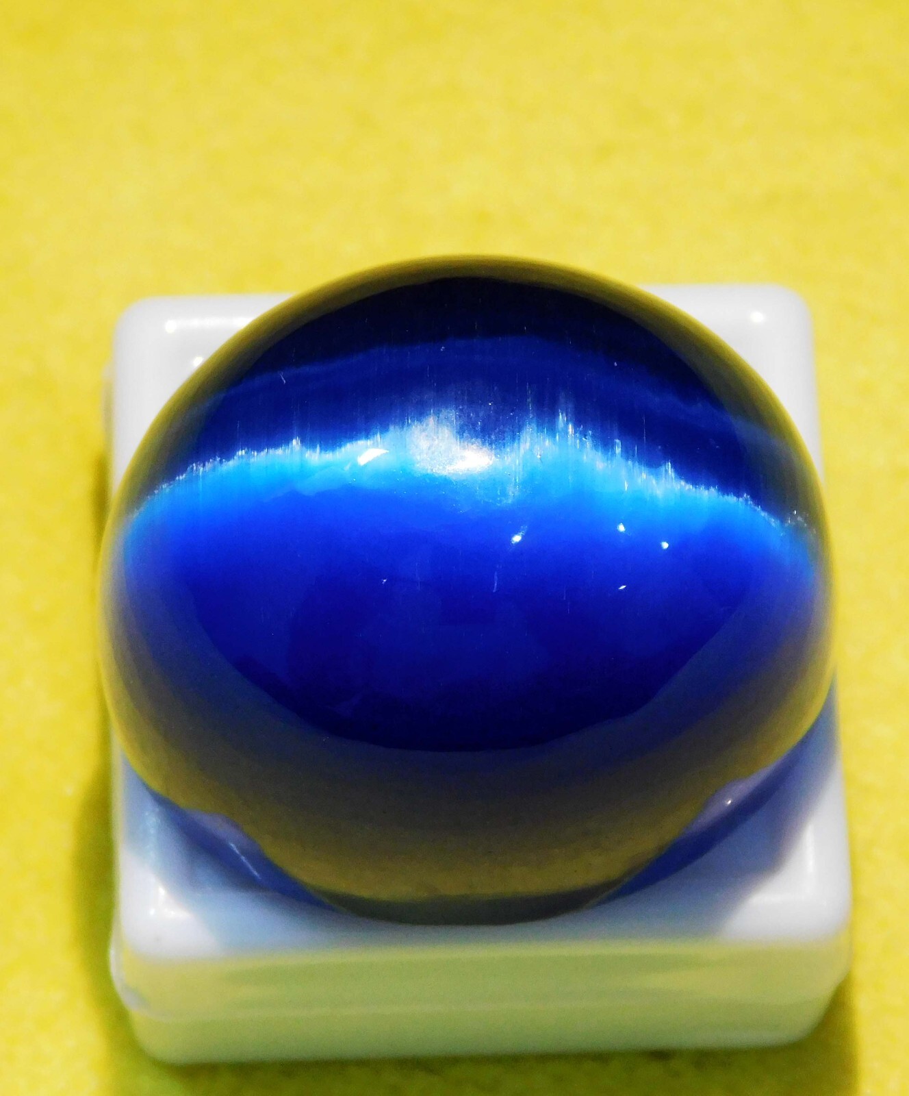 121.00 Ct Natural Chrysoberyl Blue Cats Eye Oval Cabochon Cut Loose Gemstone