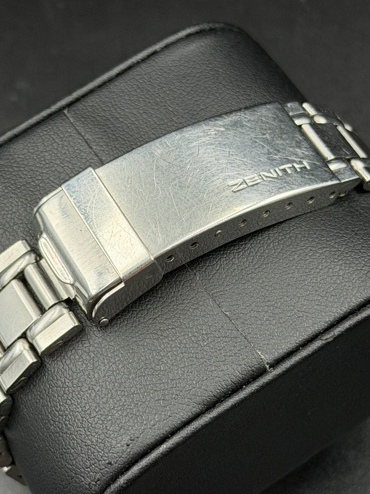Vintage Zenith Defy Automatic 28800 Grey Dial Cal. 2562PC Original Bracelet 1970