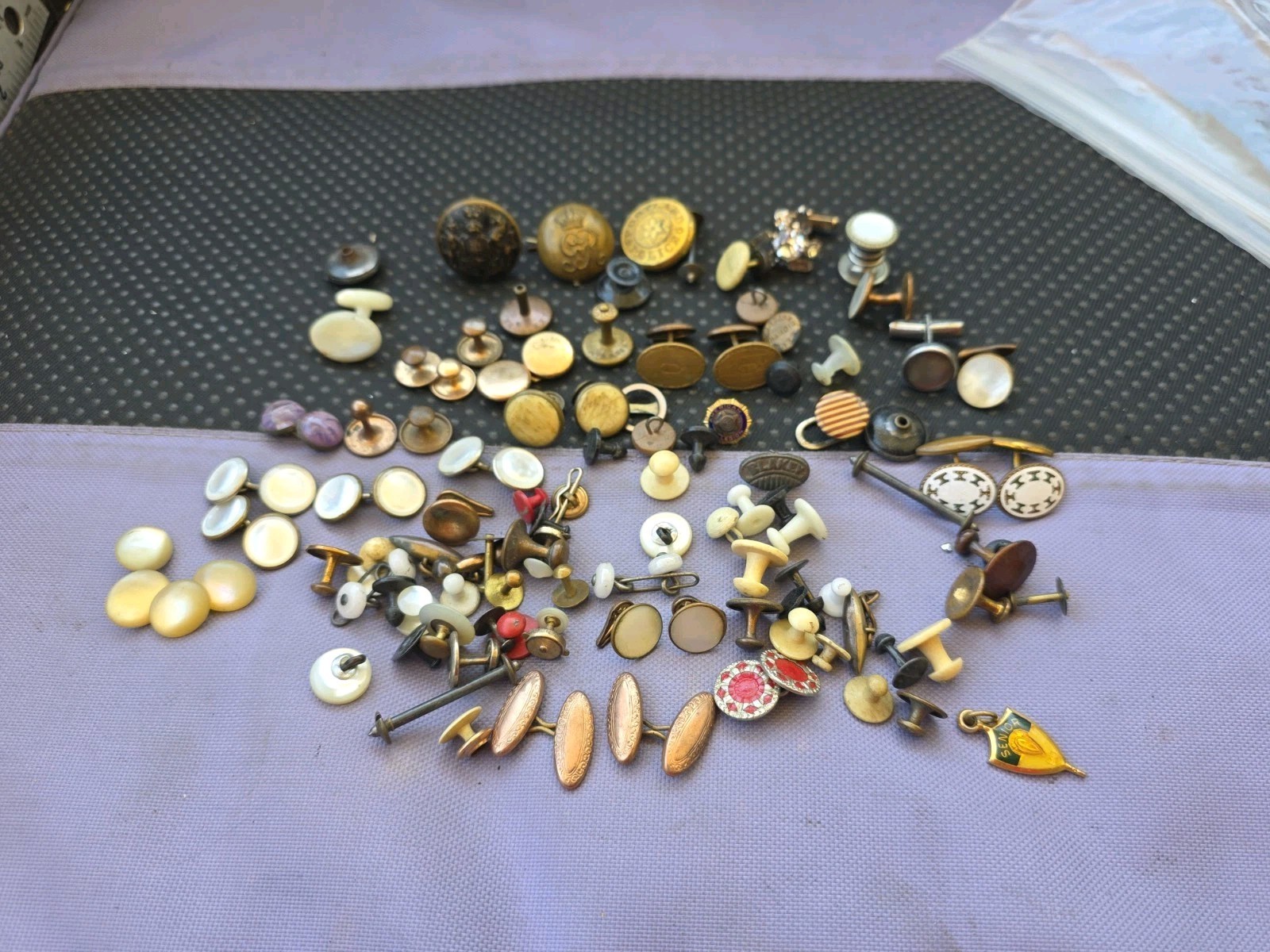 Vintage Victorian,Nouveau Cufflinks & Buttons Lot Pre Owned Condition D3