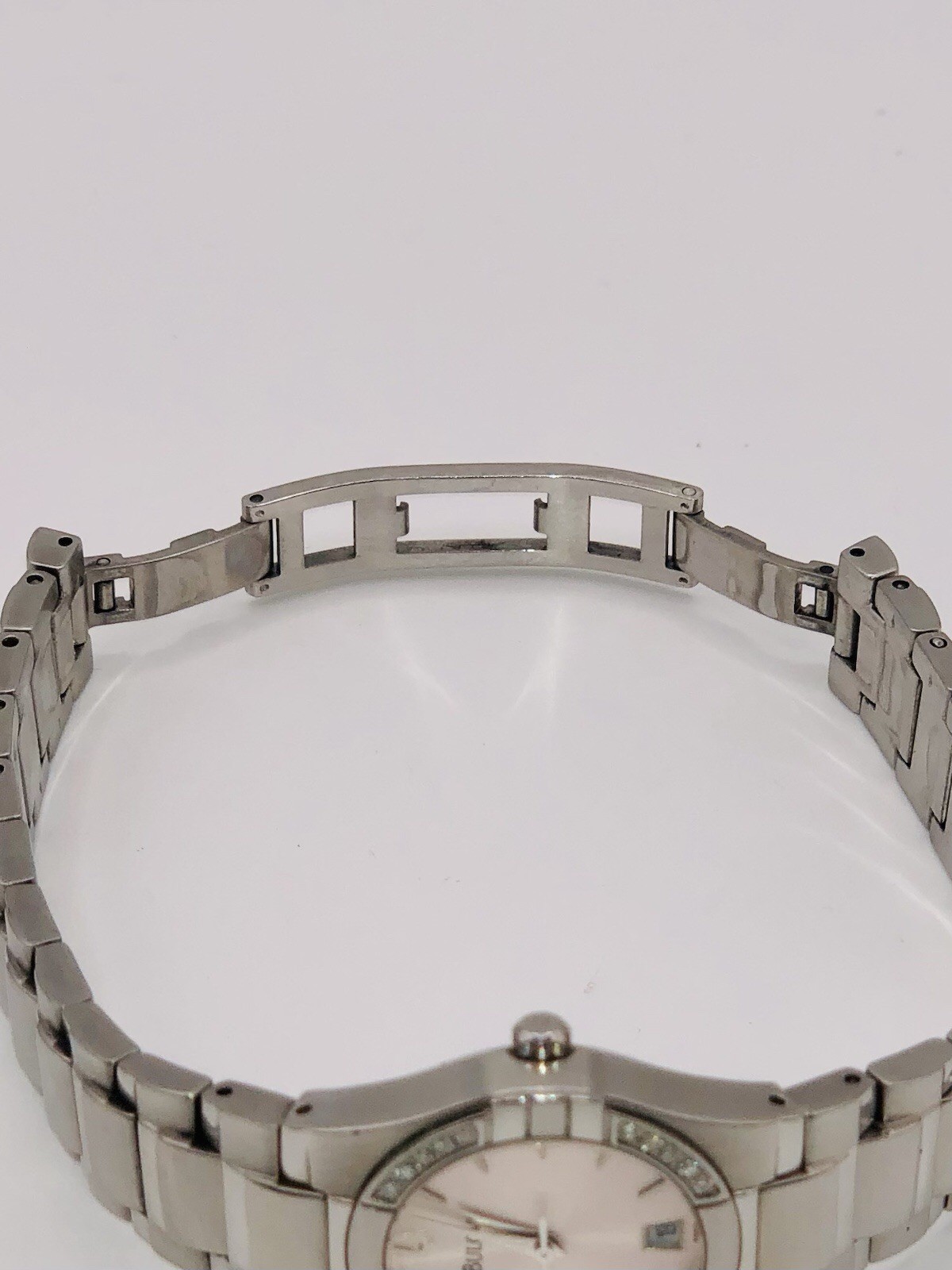 Bulova Light Pink Dial, Diamond Accent Bezel, Women’s Watch (Model 96R17) ~ 🔋✅