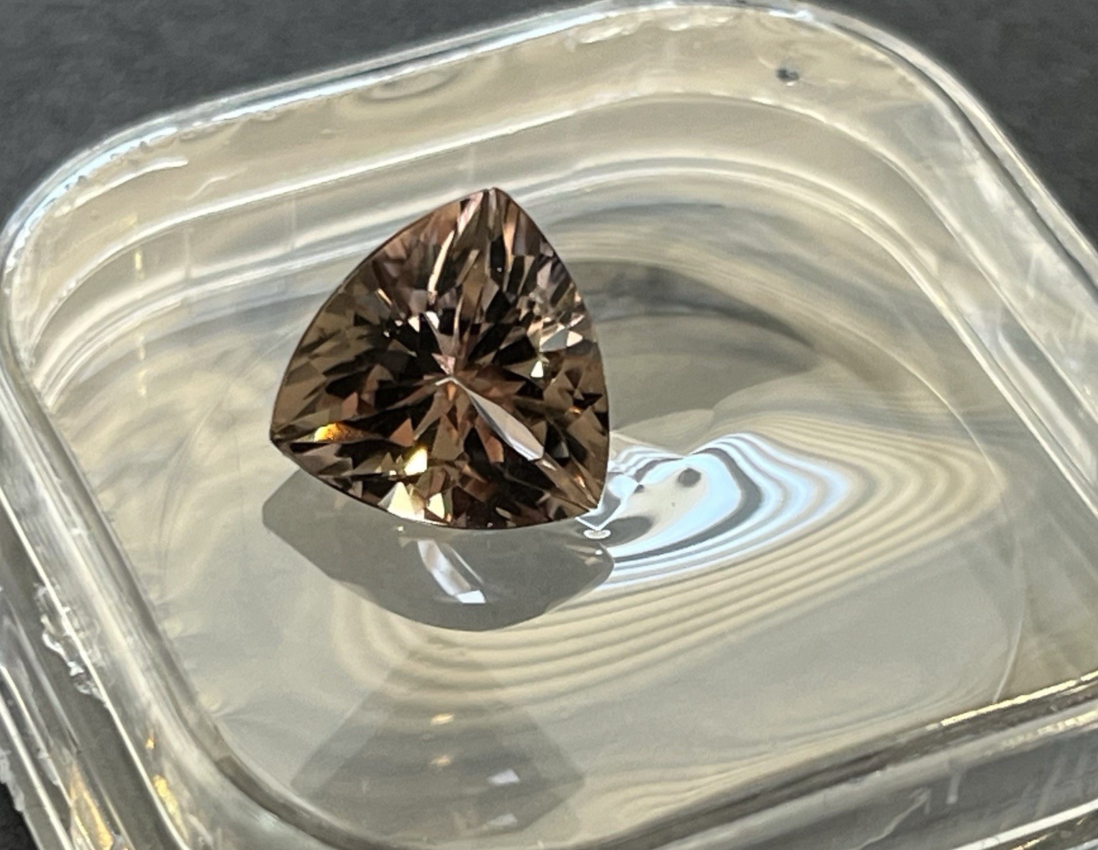 Natural Morganite 2.80 Ct Trillion Cut Peach Pink Beryl Loose Gemstone 10mm