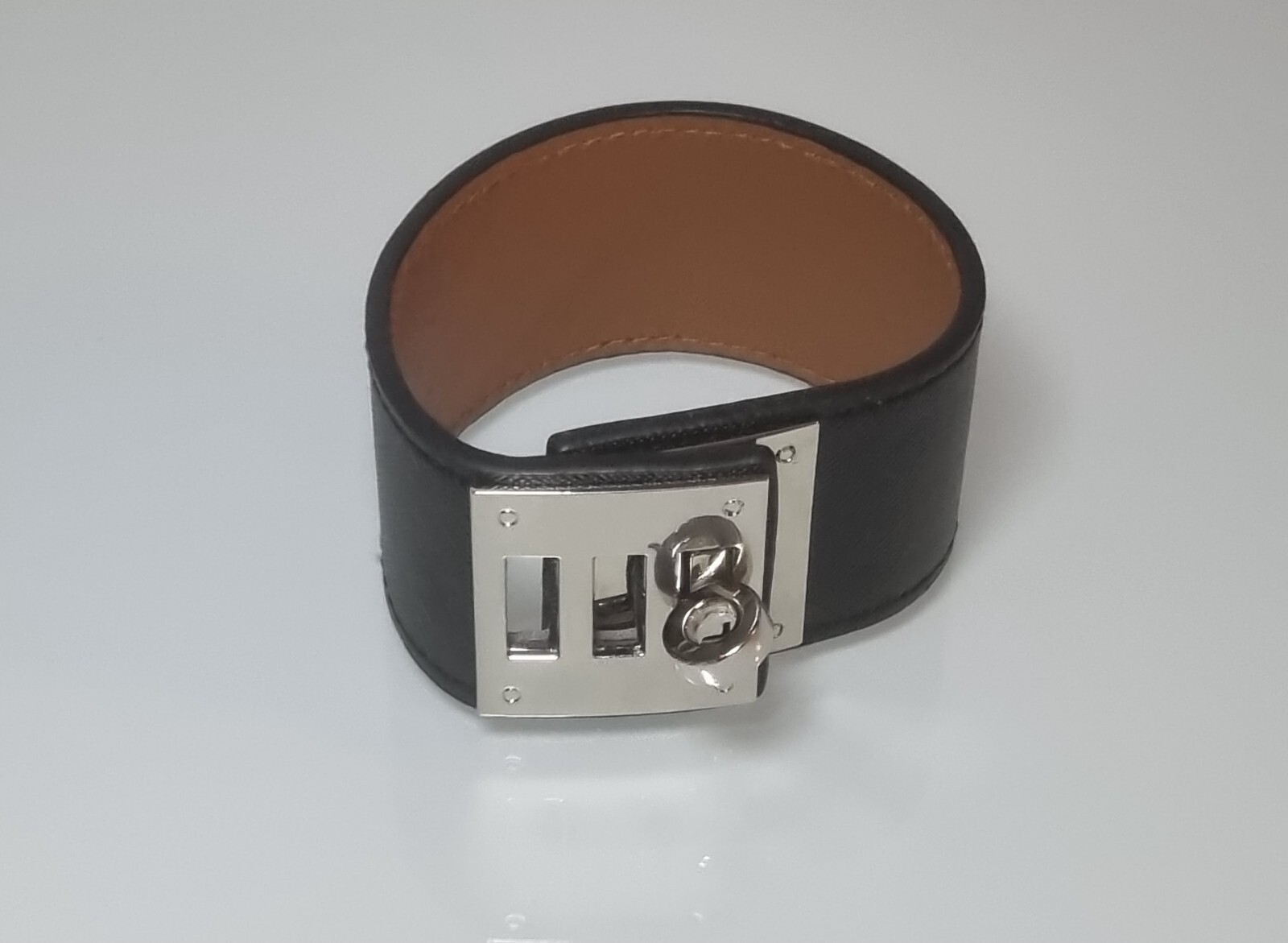 CHLOE COLLECTION BY LIV OLIVER Sliver Black Leather Wide Cuff Lock Bracelet