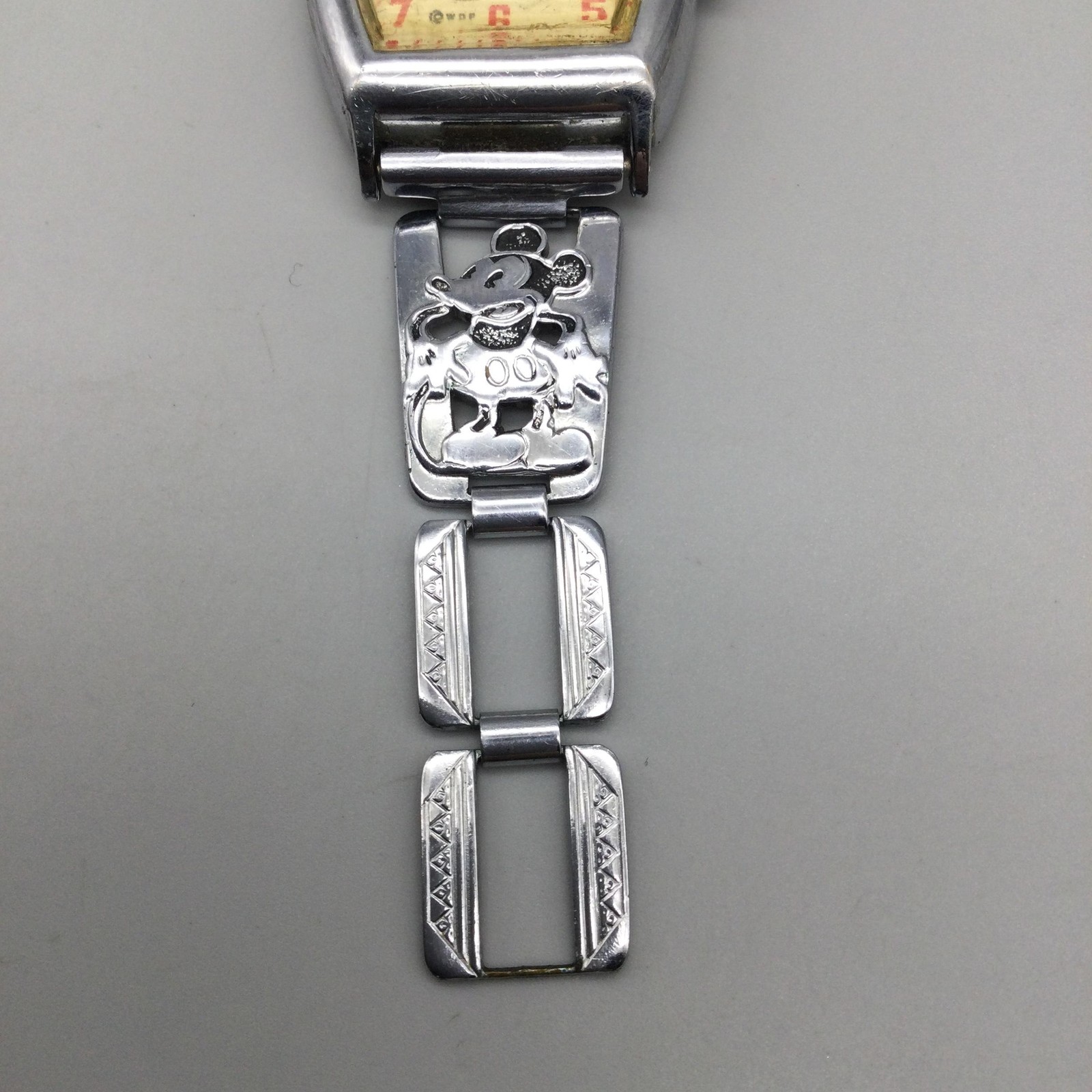 Vintage 1940s US Time Ingersoll Mickey Mouse Manual Wind 26mm Watch 5.75″