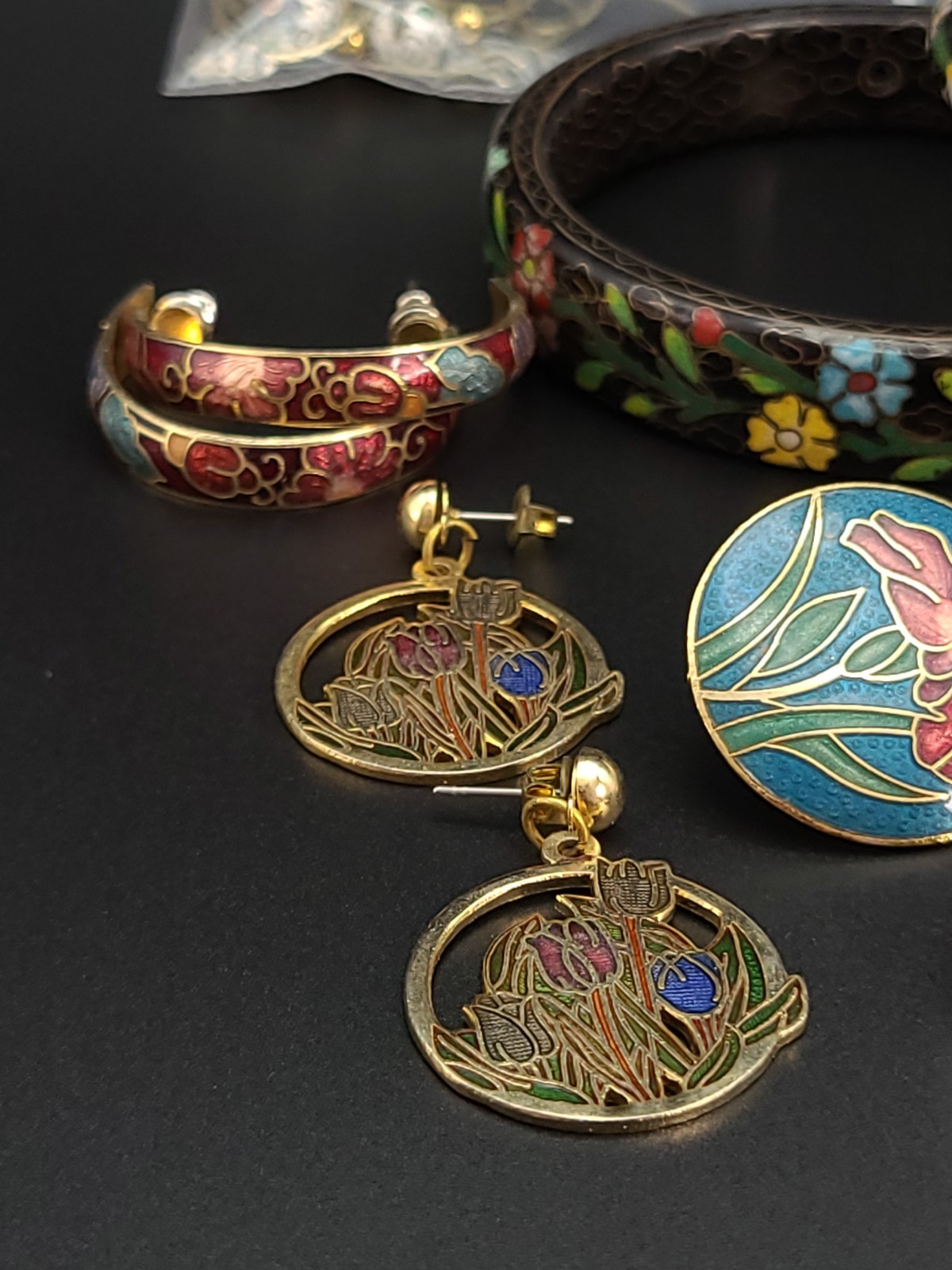 Vintage Cloisonne Jewelry 18 Pc Lot Bangles Earrings Pendants Ring Necklace