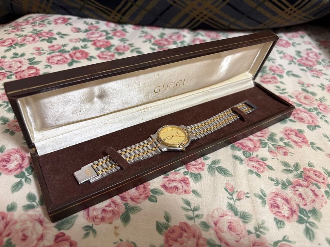 GUCCI 9000M Men’s Watch (Working Condition)