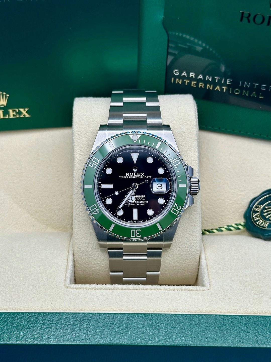 NEW Rolex Submariner 126610LV Silver Oyster Bracelet with Green Bezel MK 2 2026