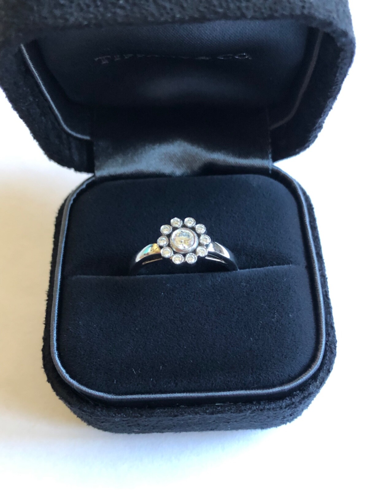 Tiffany & Co. milgrain flower diamond ring platinum 950 CTW 0.27 6.5 engagement