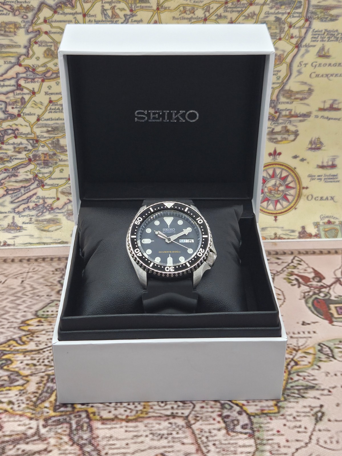 Seiko Automatic Watch SKX007 Mens Scuba Divers 200M 7S26-0020 c.June 1997 BOXED