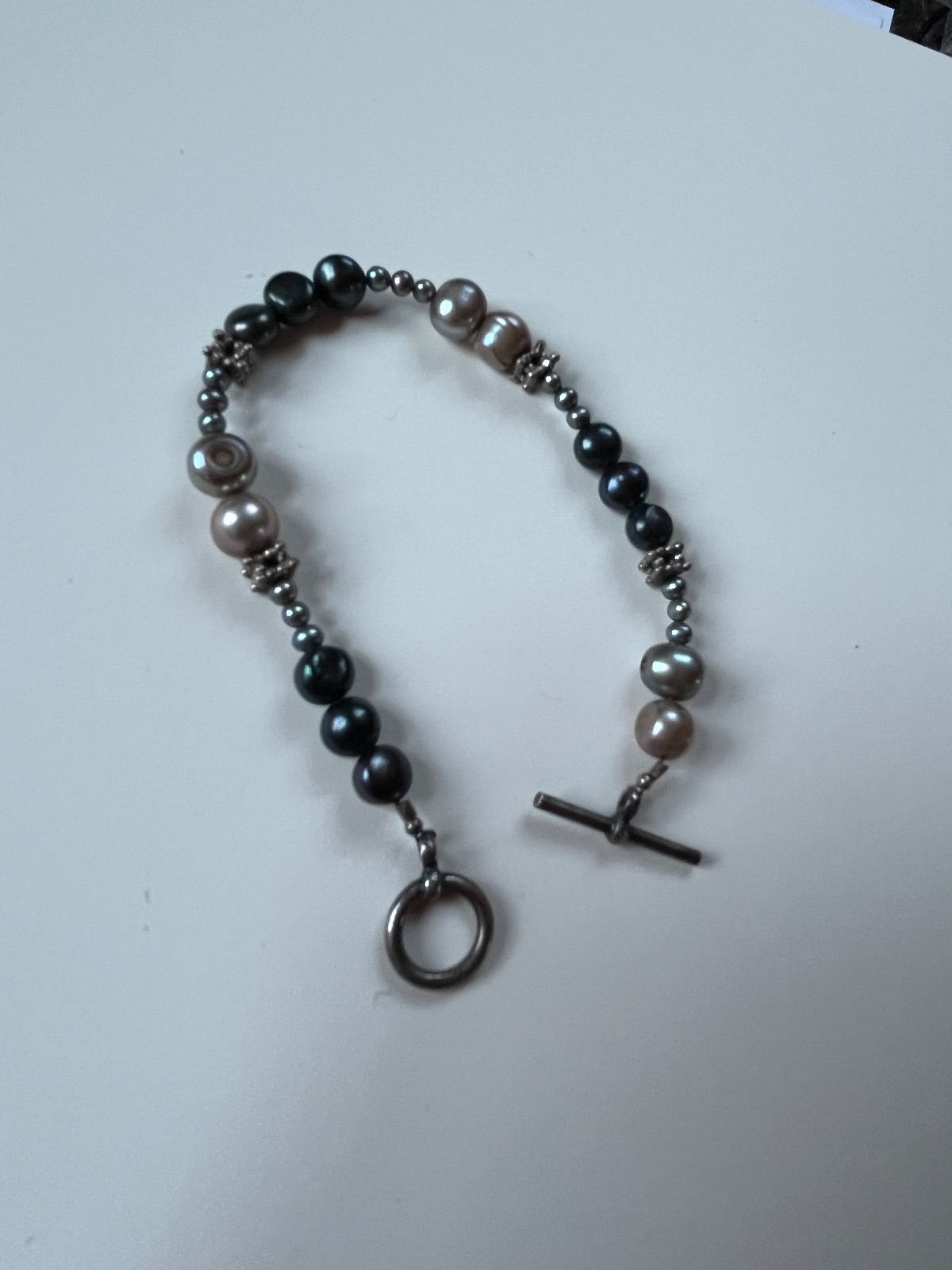 Black Gray Purple Iridescent Pearly Bead w 925 Marked Silver Clasp Bracelet –