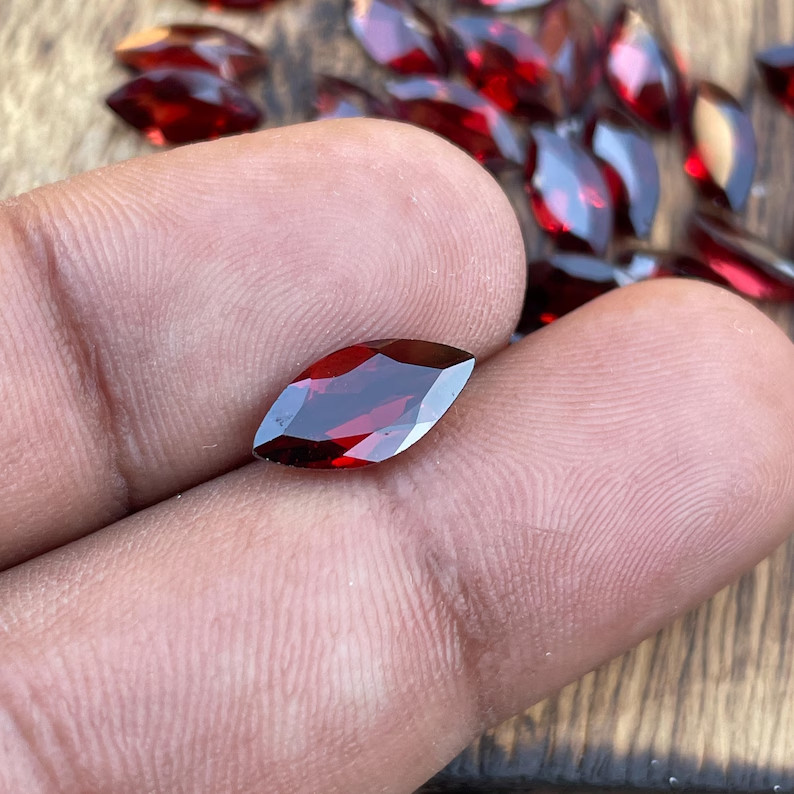 [WHOLESALE] NATURAL GARNET FACETED MARQUISE SHAPE LOOSE GEMSTONE LOT JEWELLERY.