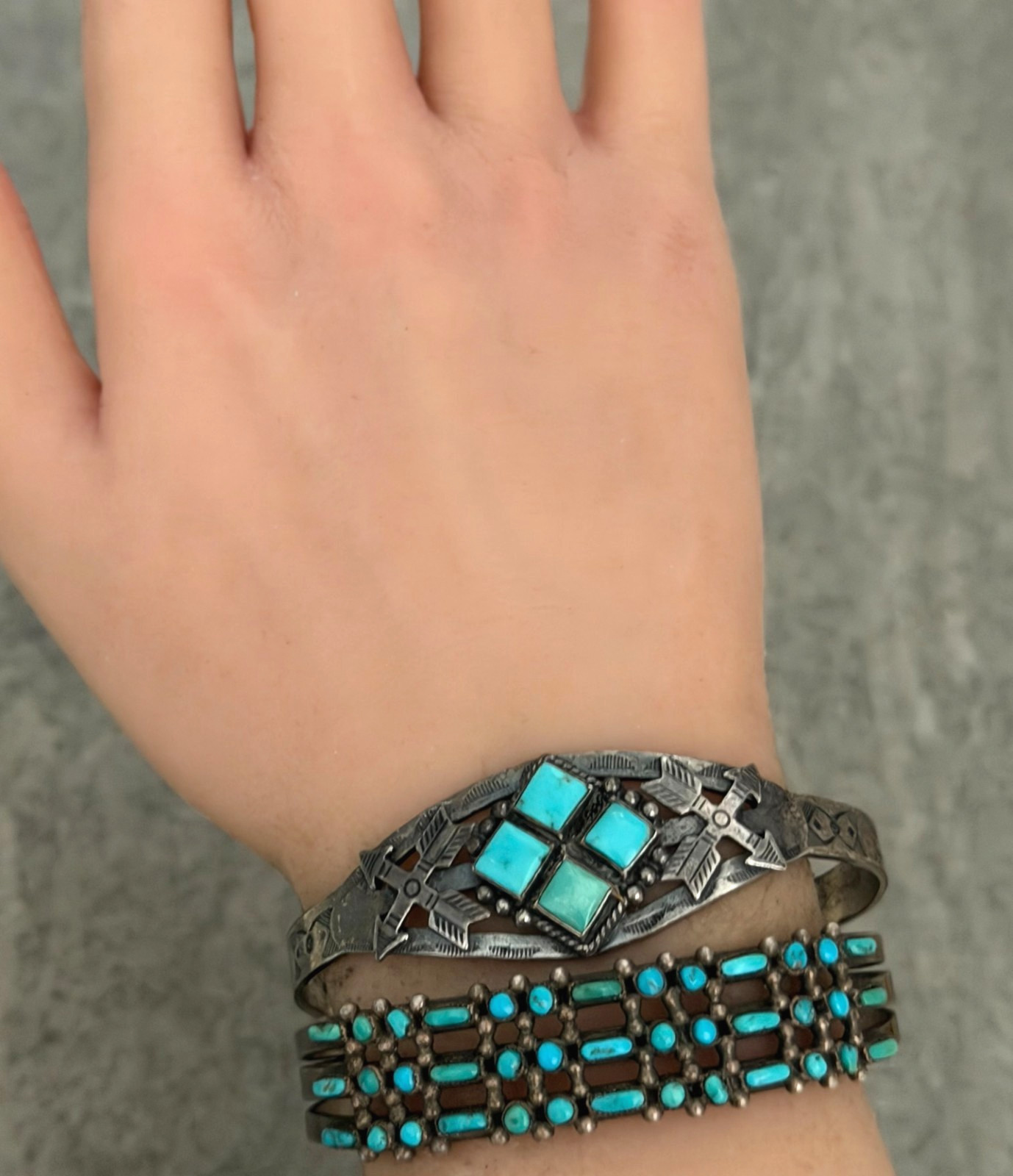 RARE Vintage FRED HARVEY era Navajo CROSSED ARROW Turquoise Sterling Bracelet