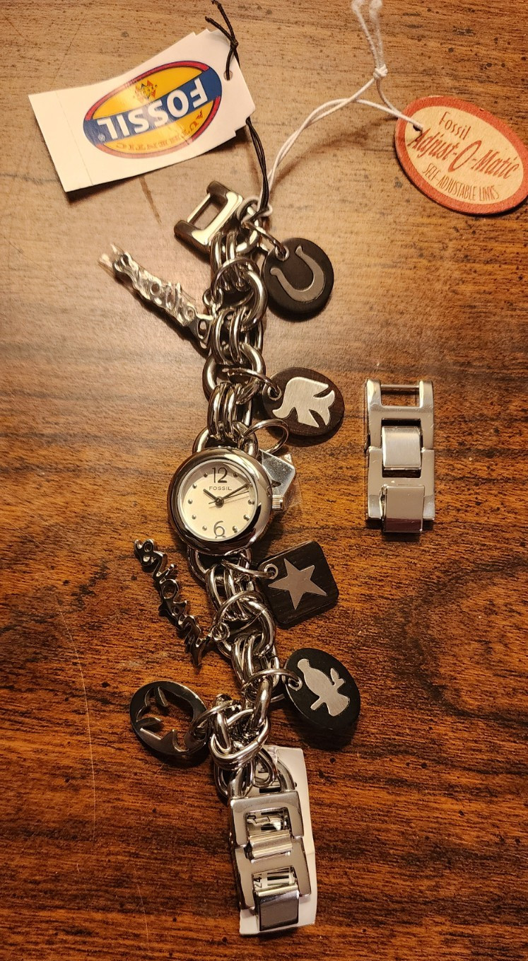 Fossil Charm Wristwatch – Brand New with Tags & Box!