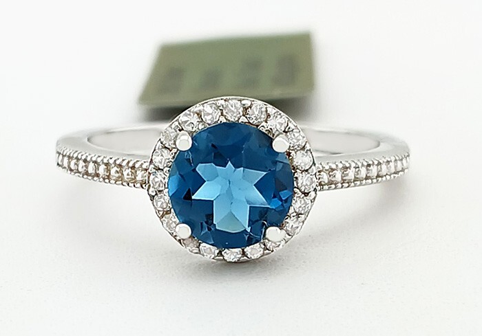 GENUINE 1.08 Cts BLUE TOPAZ & WHITE SAPPHIRES RING .925 SILVER – New With Tag