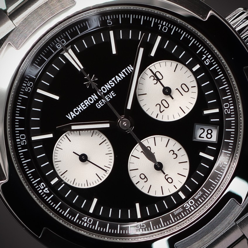 VACHERON CONSTANTIN Overseas Chrono “Reverse Panda” | Ref. 5520V/210A-B481 FS